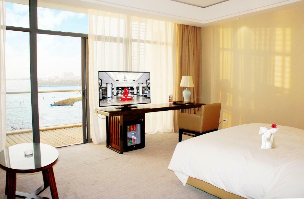 Rosedale Hotel & Resorts Suzhou Suzhou  Exterior photo