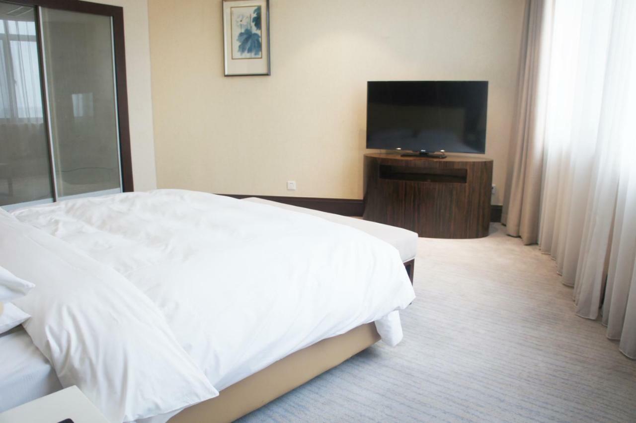 Rosedale Hotel & Resorts Suzhou Suzhou  Exterior photo