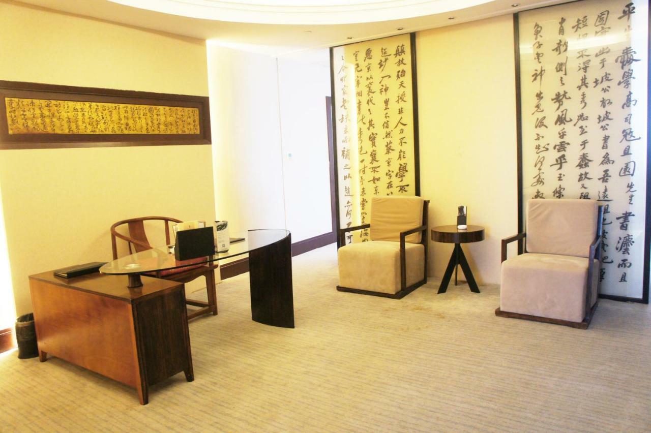Rosedale Hotel & Resorts Suzhou Suzhou  Exterior photo